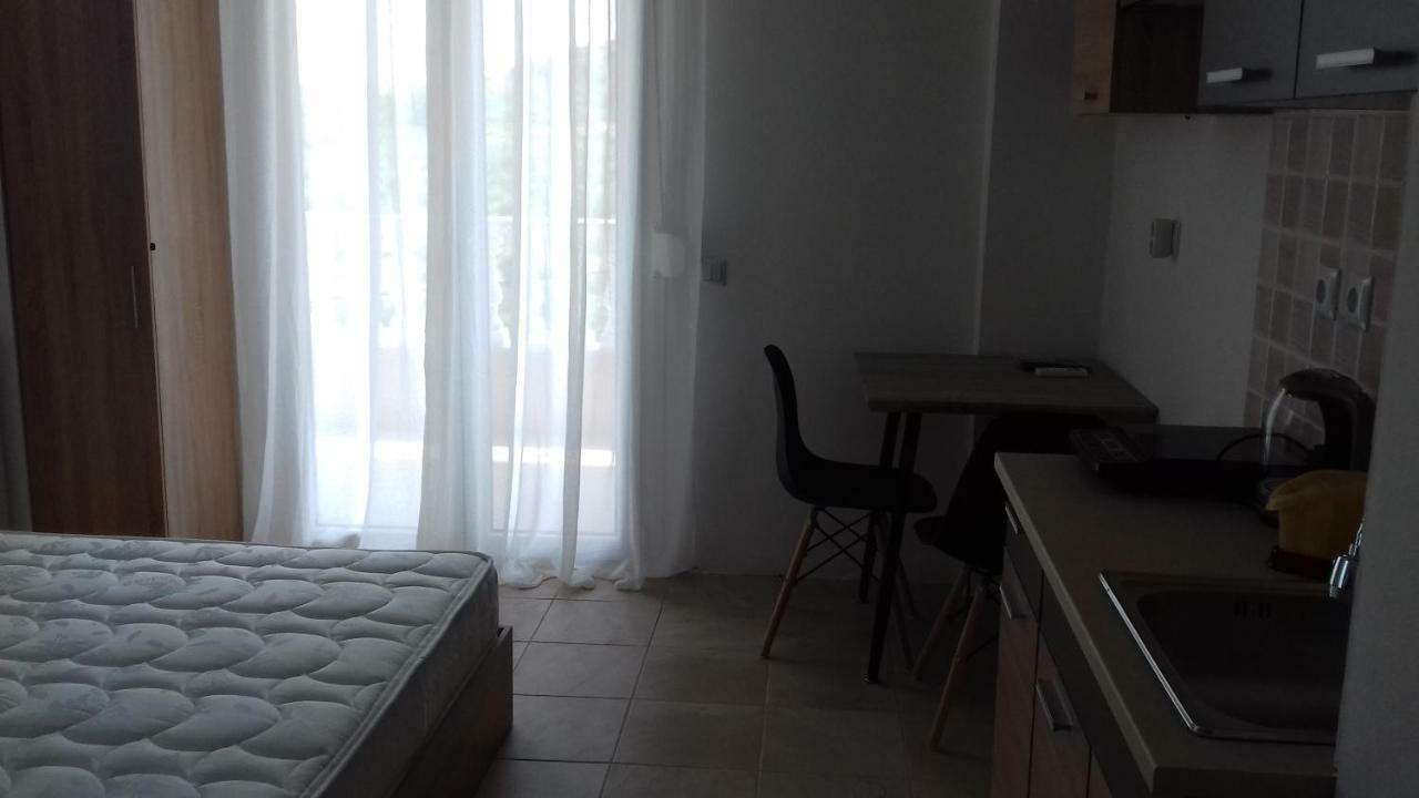 Apartments Vladimir アギオス・ニコラオス エクステリア 写真