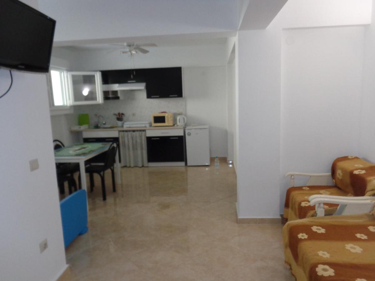 Apartments Vladimir アギオス・ニコラオス エクステリア 写真